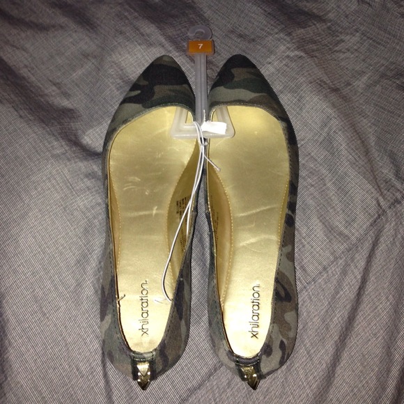 Camo studded flats