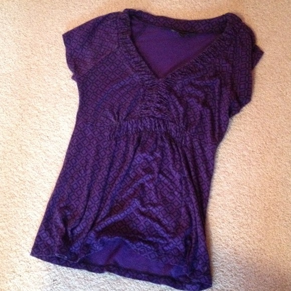 Two Beautiful Blouses 🌹 - Picture 3 of 4