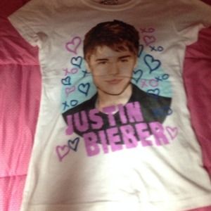 Justin Bieber  shirt