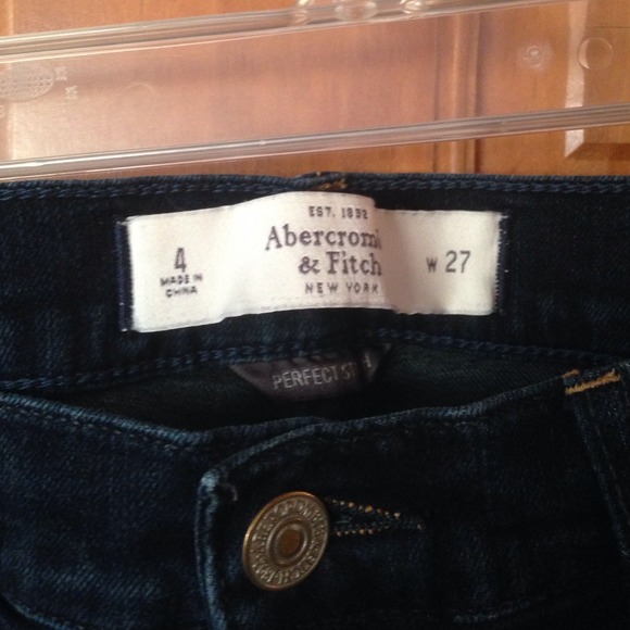 Abercrombie & fitch jeans - Picture 2 of 2