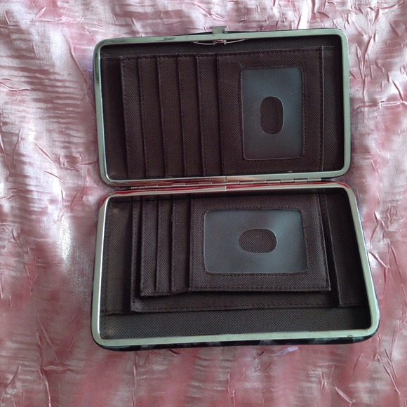 SOLD - Picture 4 of 4