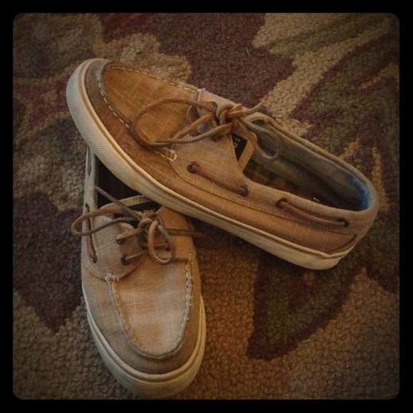 Woman's size 7.5 Sperry tan woven shoes