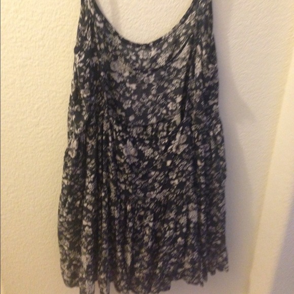 JADA DRESS🚫SOLD🚫 - Picture 2 of 3