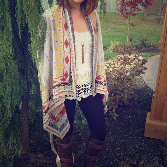 Anthropologie Sweaters - ❌Bundled❌Anthropologie print cardigan