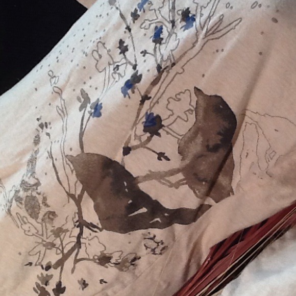 Put a bird on it! Cute 3/4 sleeve knit - Picture 2 of 3