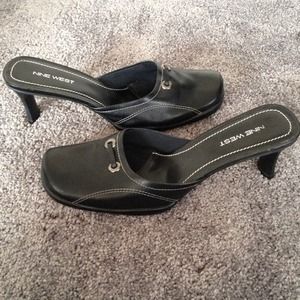 Nine West Walcott Slides - Black Leather