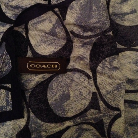 Coach scarf - Picture 2 of 4