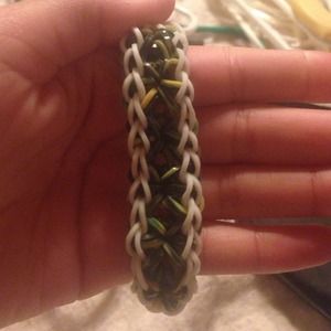 Rainbowloom bracelet