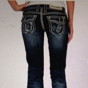~NWT ROCK REVIVAL JEANS Super cute!!!!