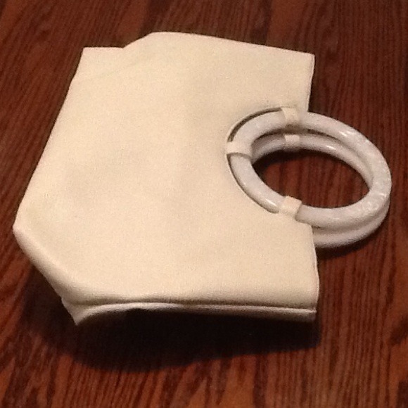 Hand Purse - Picture 1 of 3