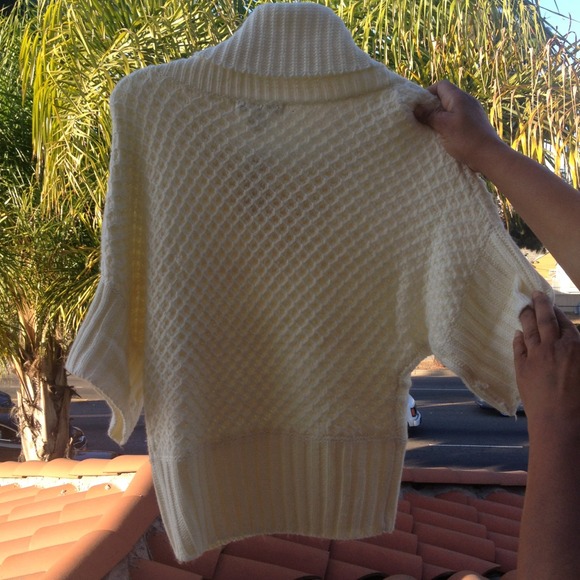 Cowneck sweater - Picture 2 of 3