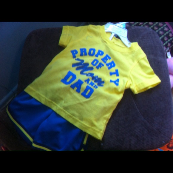⬇️REDUCED⬇️Yellow and Blue Baby Outfit - Picture 1 of 3