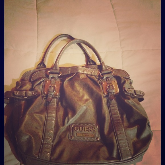 Guess purse
