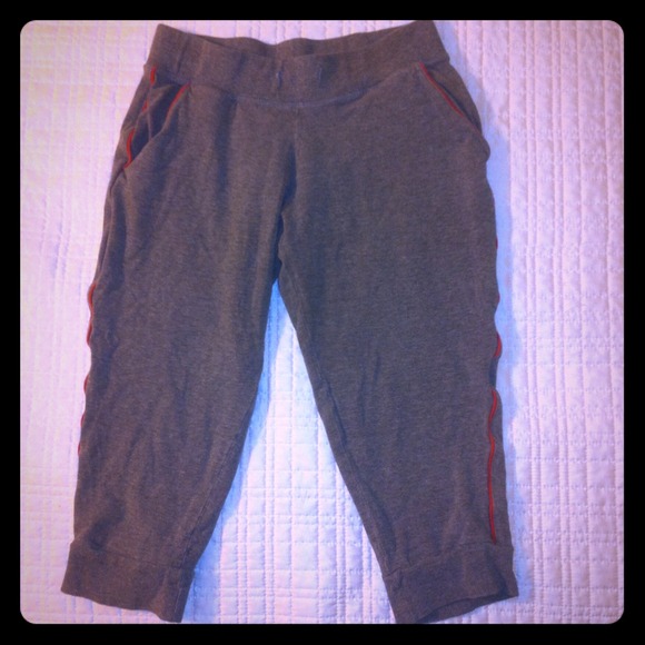 Capris - Picture 1 of 4