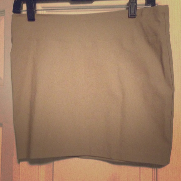 Khaki mini skirt