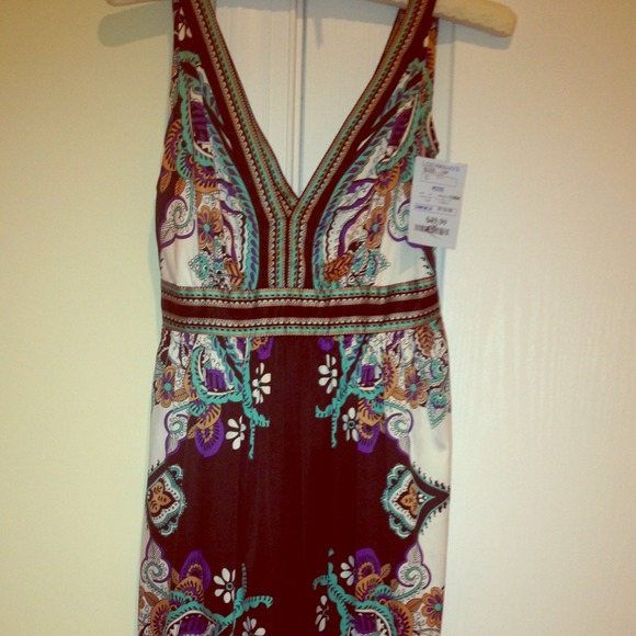 Lovely multi greenish/blue dress.