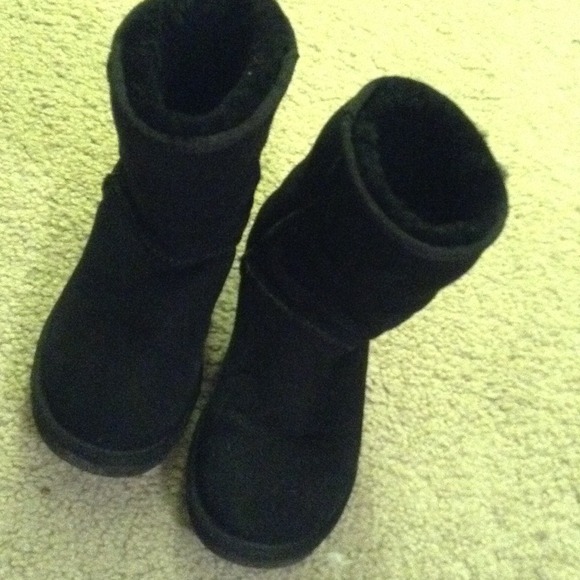 Ugg sold!! ‼️