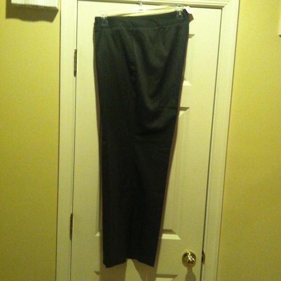 ☆★BUNDLED★☆Charcoal Stripe Trousers & Dressy Shell - Picture 1 of 1