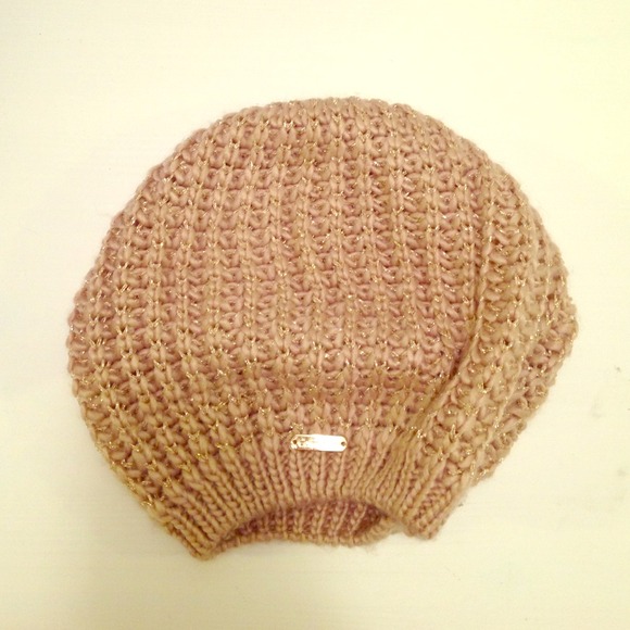 ❌Sold❌ Calvin Klein beret!