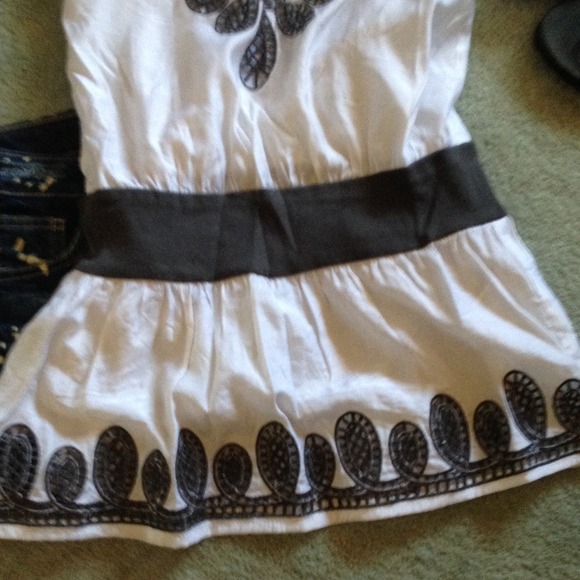 ❌SOLD IN BUNDLE❌🎉2xHP🎉 Forever 21 Tunic. - Picture 4 of 4