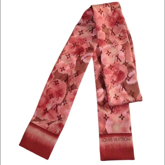 Louis Vuitton Accessories - Louis Vuitton Bandeau (LOOKING FOR THIS)