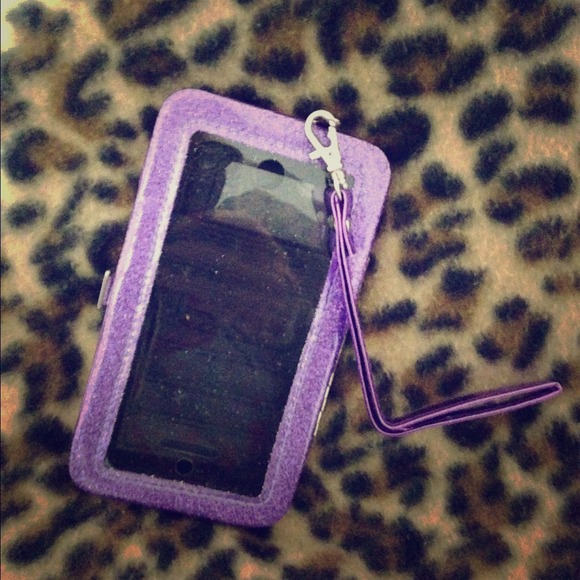 🚫SOLD IN BUNDLE🚫💕iPhone 5 wallet case💕
