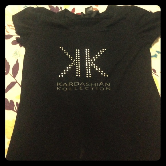 Kardashian Kollection Black Tee