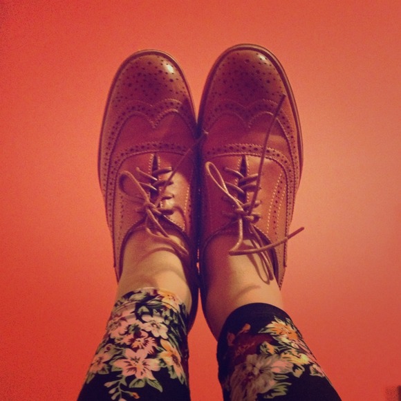 Brown leather Oxfords