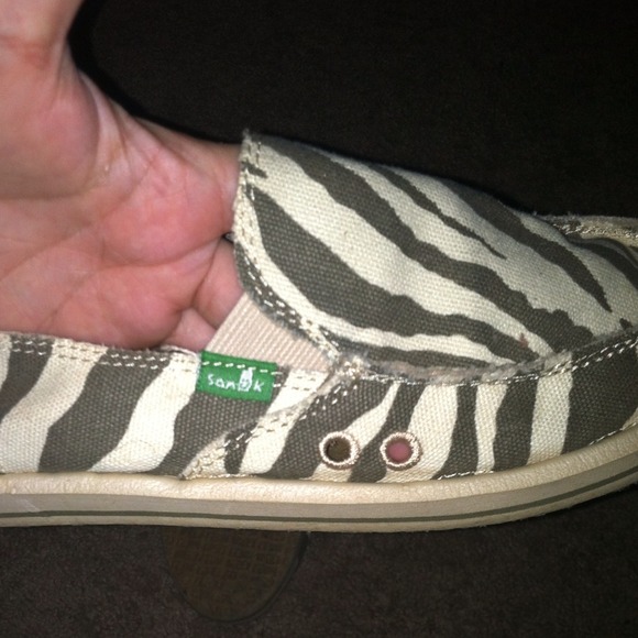 Sanuk's - Picture 2 of 4