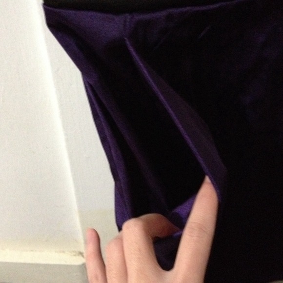 Strapless purple dress with pockets - Picture 3 of 4