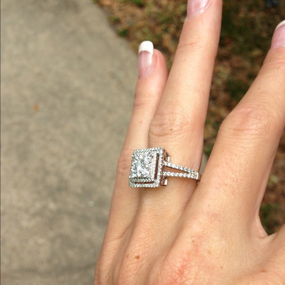 SOLD - Picture 4 of 4