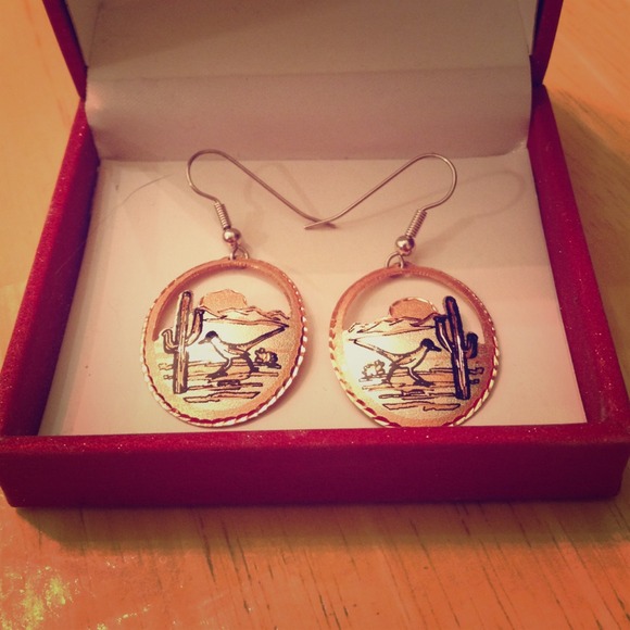 Jewelry - SOLD IN A SPECIAL BUNDLE TO @Emilycs! :)