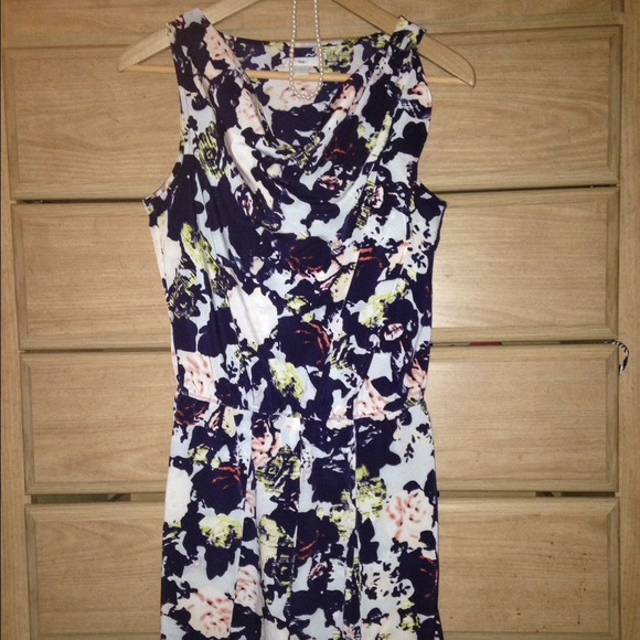 Right over the knee Gap dress & Aldo shoes bundle