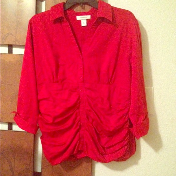 🎉sold🎉 Red Blouse!