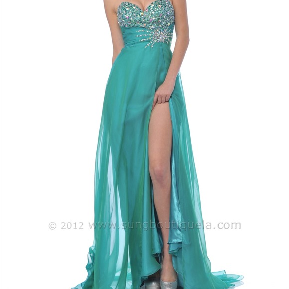 💎💍SOLD💍💎Jade gown