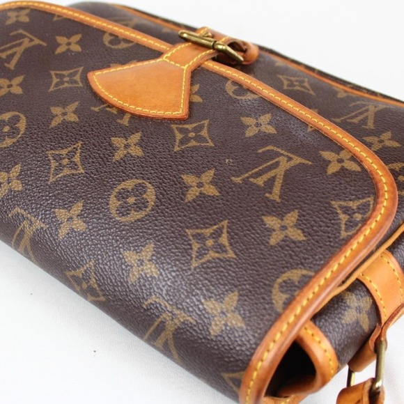 💯% Authentic Louis Vuitton Sologne - Picture 3 of 3