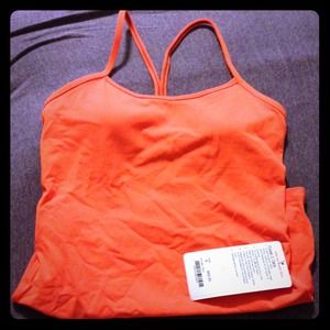 Lululemon power y tanks. NWT! Size 6