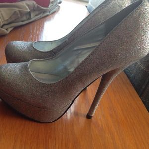 Sparkly high heels!!
