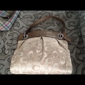 Beige coach bag