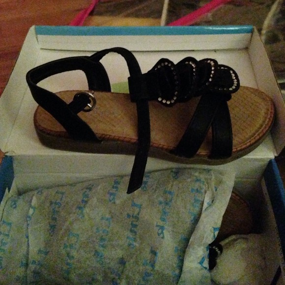 Girls' sandals - Picture 2 of 2