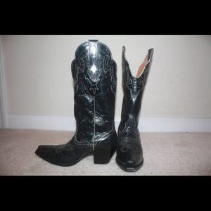 J B Dullon black cowboy boots