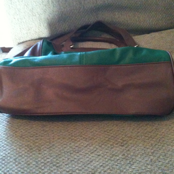 spring! Kelly Green handbag - Picture 3 of 4