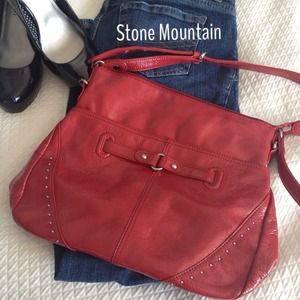 Stone Mountain red patent style handbag NWOT