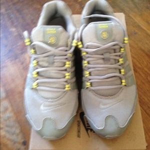 Nike shox sneaker very good condition!