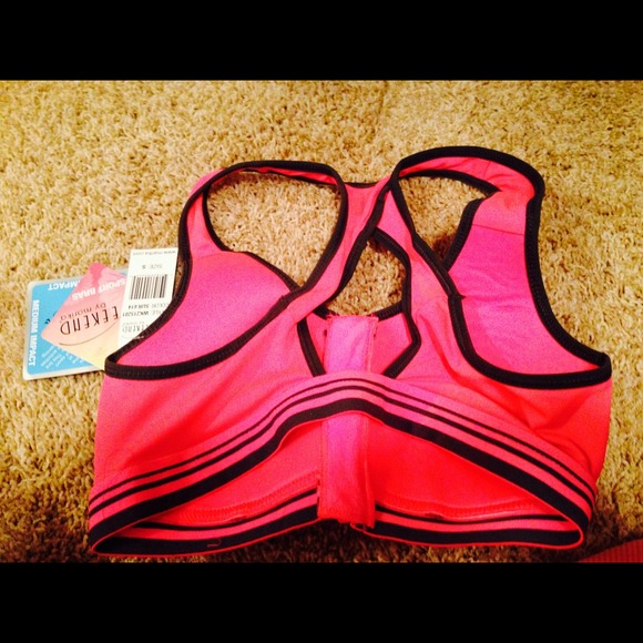 ‼️‼️SOLD‼️‼️‼️Sports Bra - Picture 2 of 3