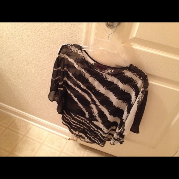 Black and White Print Blouse