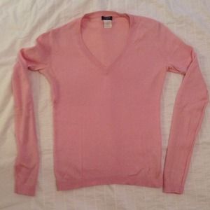 J. Crew light pink v- neck long sleeve top