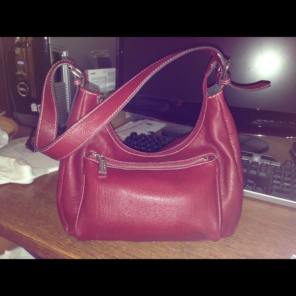 Dark Red Mondani New York Handbag