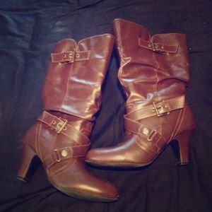 Size 10 maurices boot. Worn twice