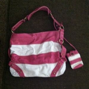 More pics of pink and white purse